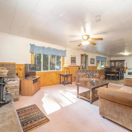 Bear Paw Lodge & Vacation Homes Vallecito Exterior photo
