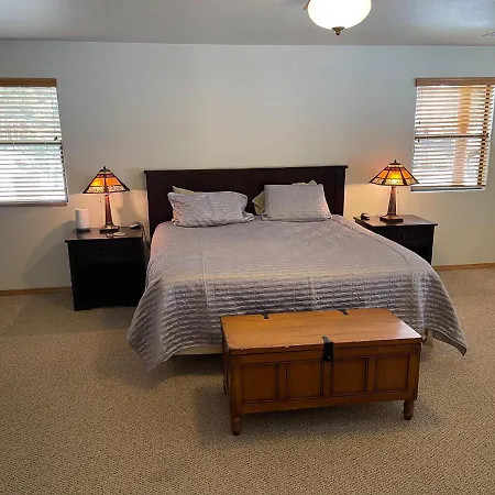 Bear Paw Lodge & Vacation Homes Vallecito Exterior photo
