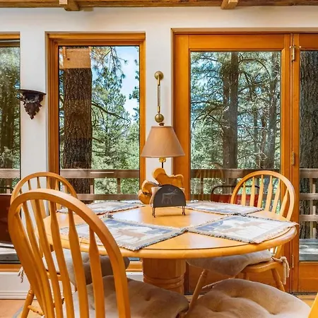 Bear Paw Lodge & Vacation Homes Vallecito Exterior photo