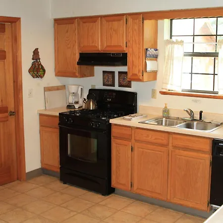 Bear Paw Lodge & Vacation Homes Vallecito Exterior photo