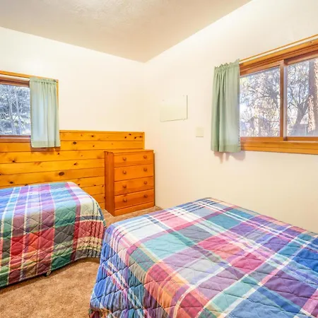 Bear Paw Lodge & Vacation Homes Vallecito Exterior photo