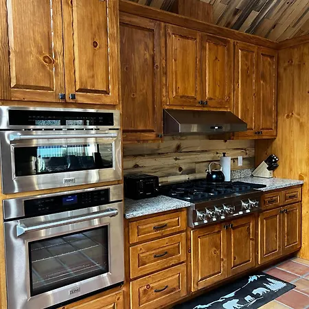 Bear Paw Lodge & Vacation Homes Vallecito Exterior photo