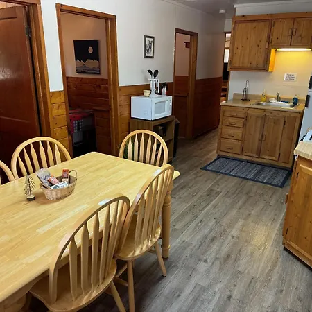 Bear Paw Lodge & Vacation Homes Vallecito Exterior photo