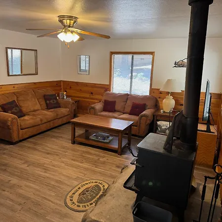 Bear Paw Lodge & Vacation Homes Vallecito Exterior photo