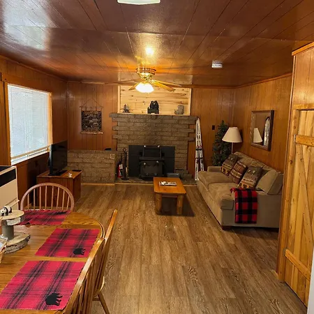 Bear Paw Lodge & Vacation Homes Vallecito Exterior photo