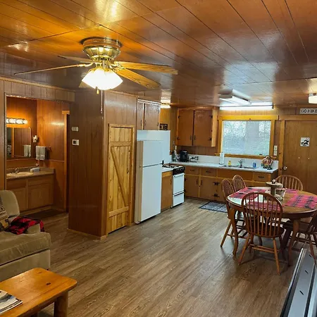 Bear Paw Lodge & Vacation Homes Vallecito Exterior photo