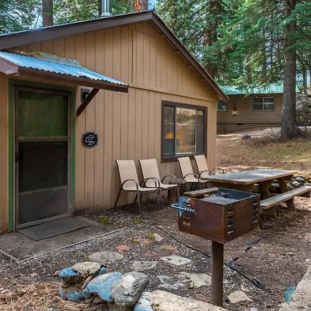Bear Paw Lodge & Vacation Homes Vallecito Exterior photo
