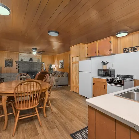 Bear Paw Lodge & Vacation Homes Vallecito Exterior photo
