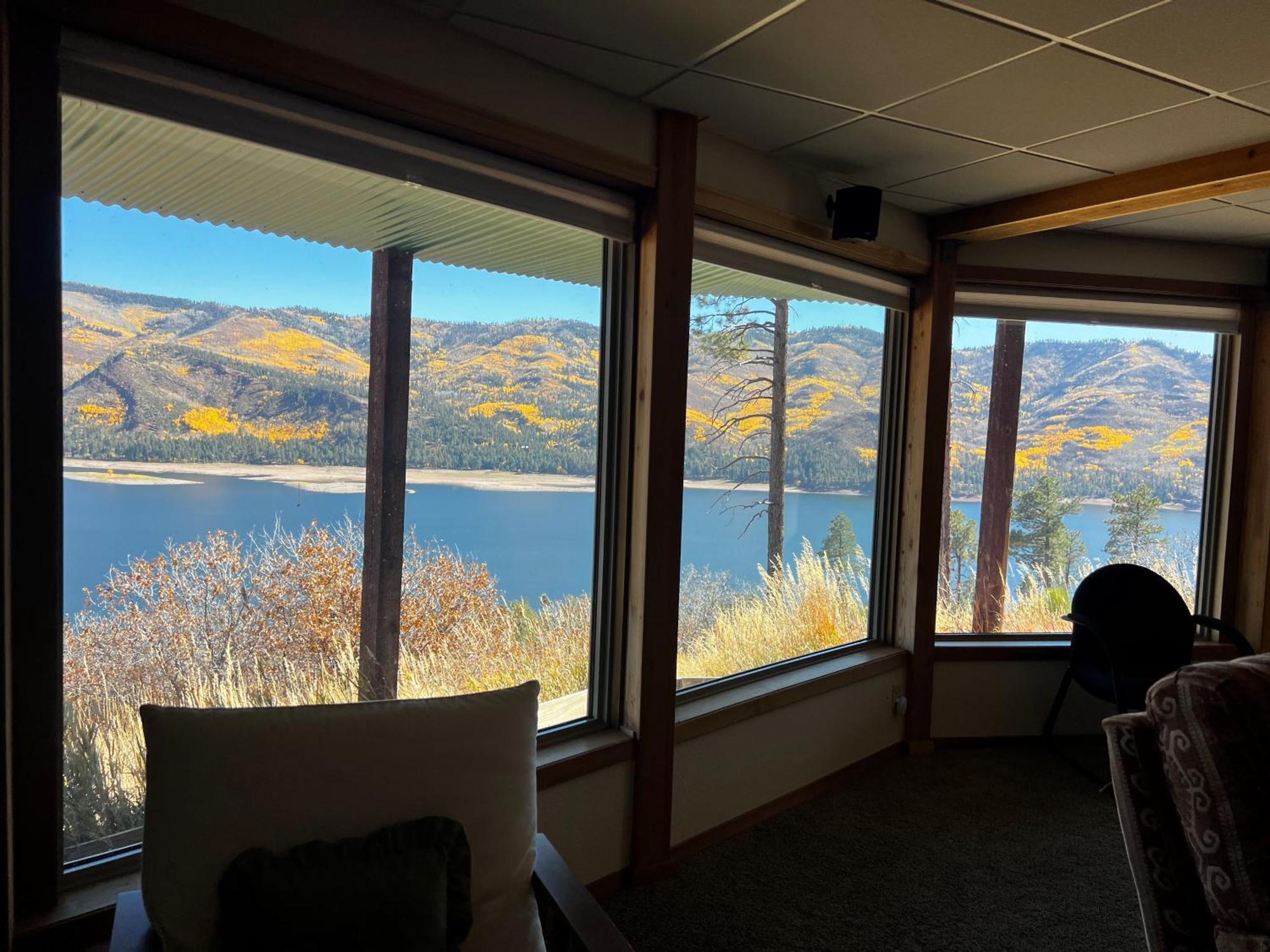 Lodge Bear Paw &