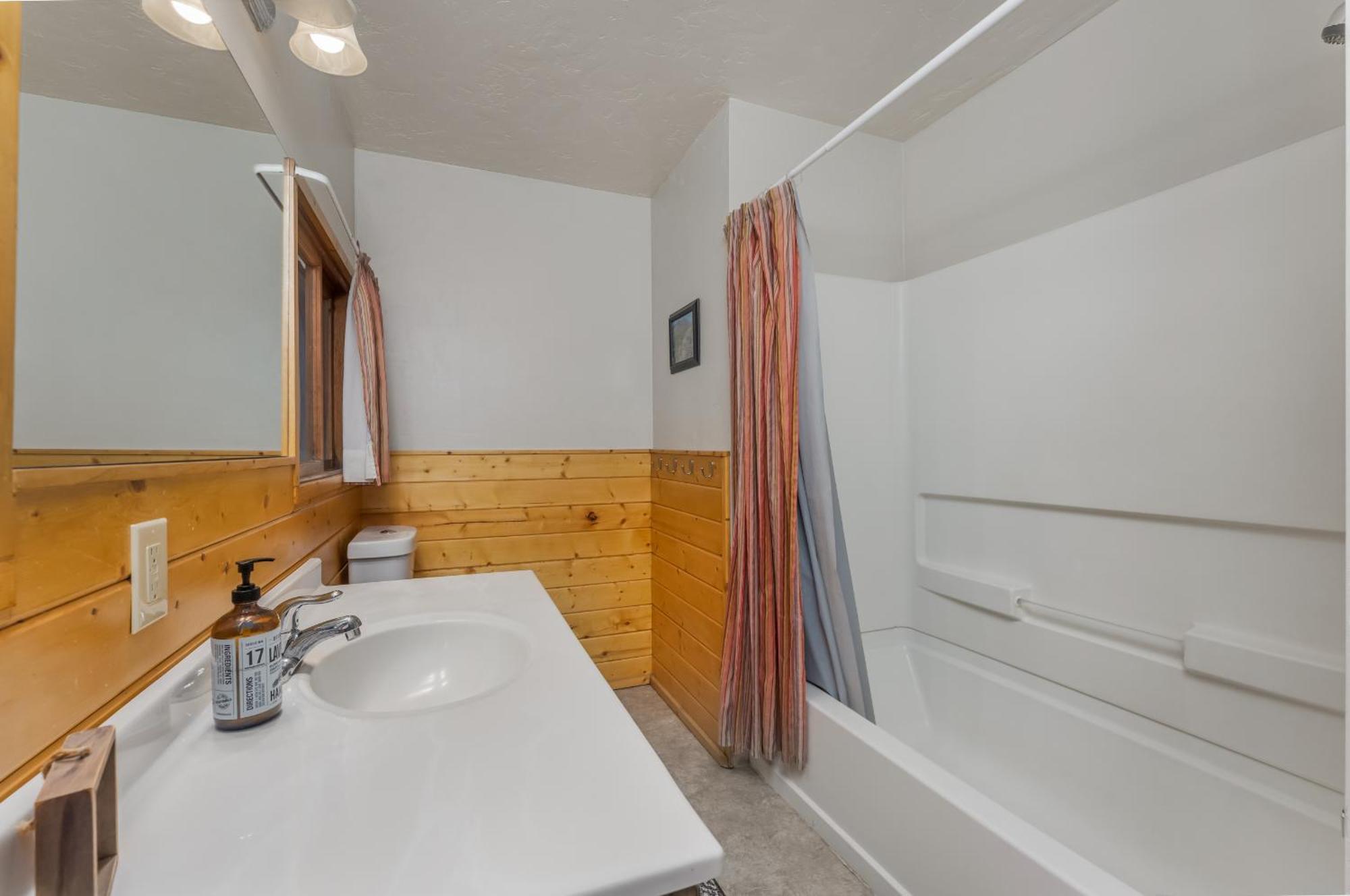 Lodge Bear Paw & Vallecito