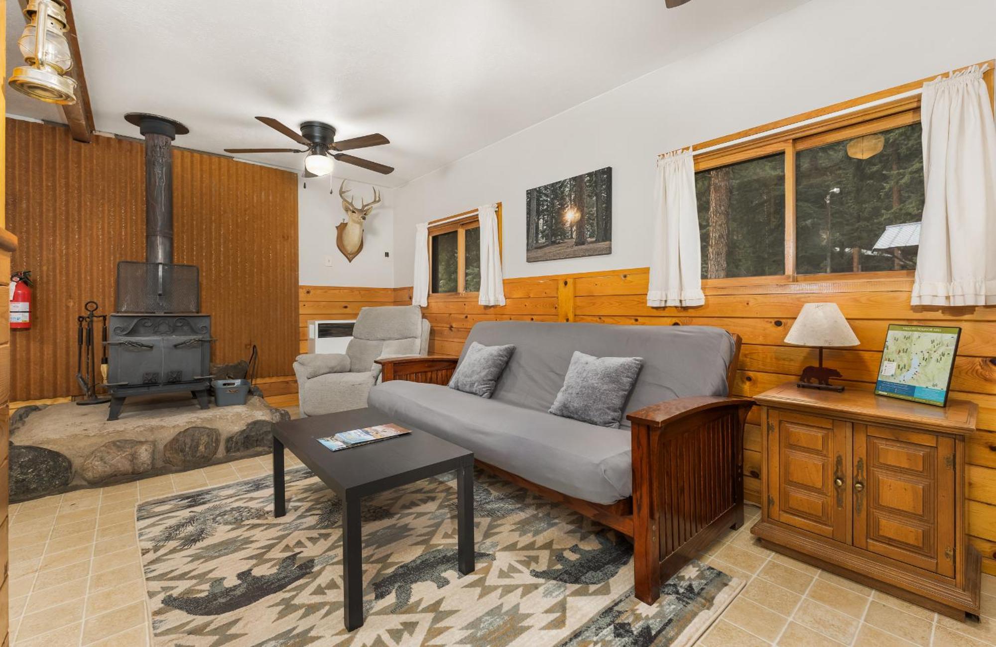 Lodge Bear Paw & Vallecito