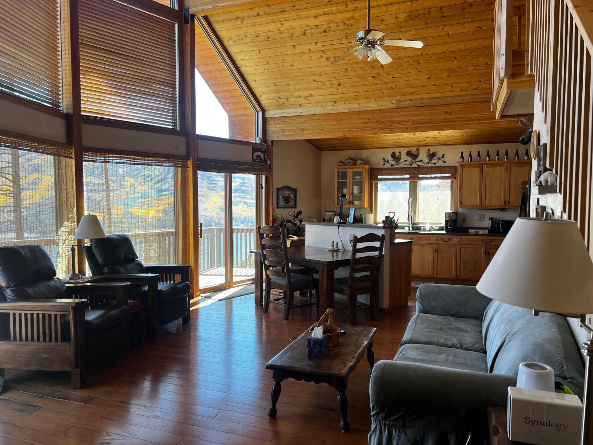 Bear Paw & Lodge