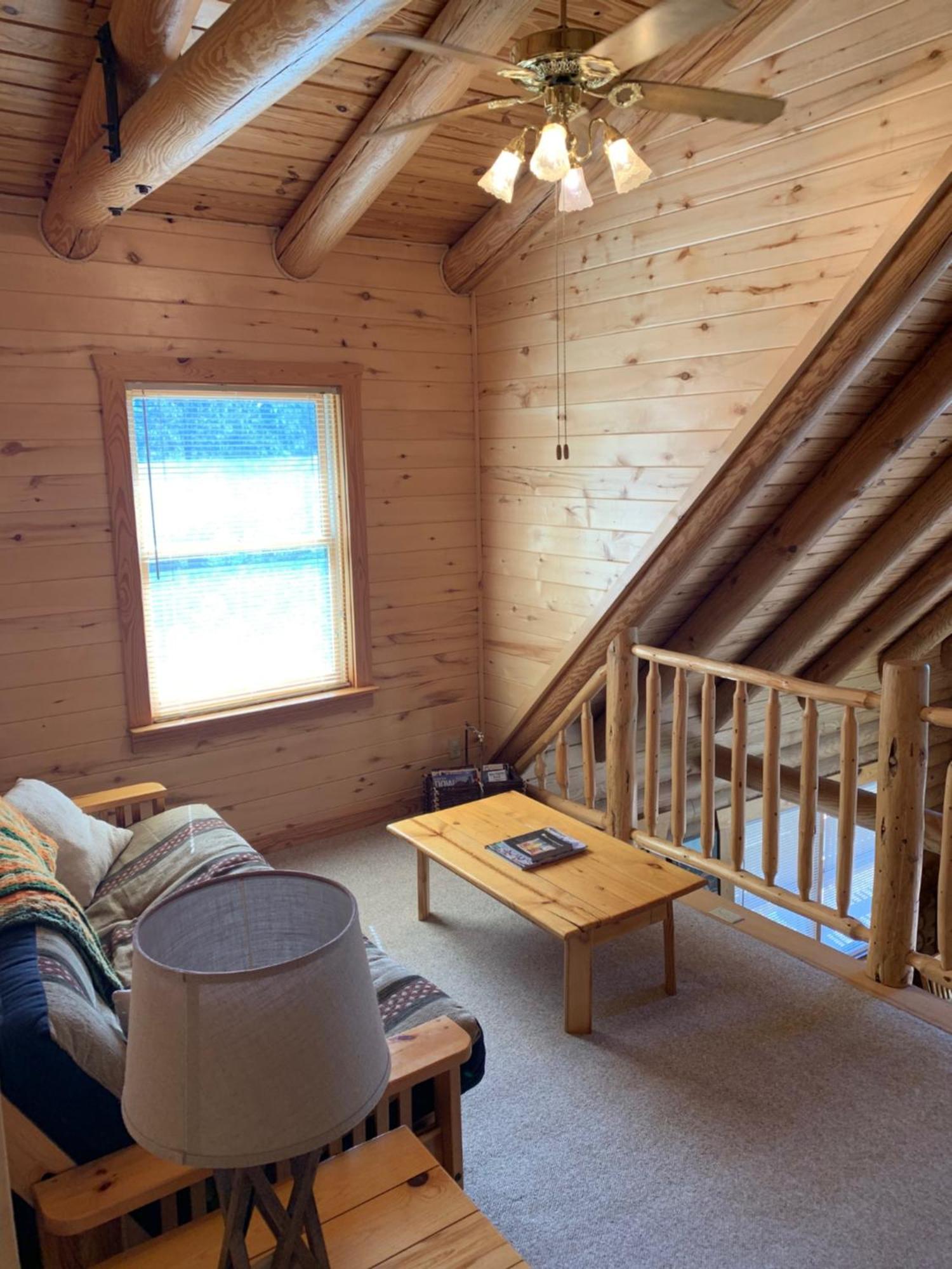 Bear Paw & Lodge *
