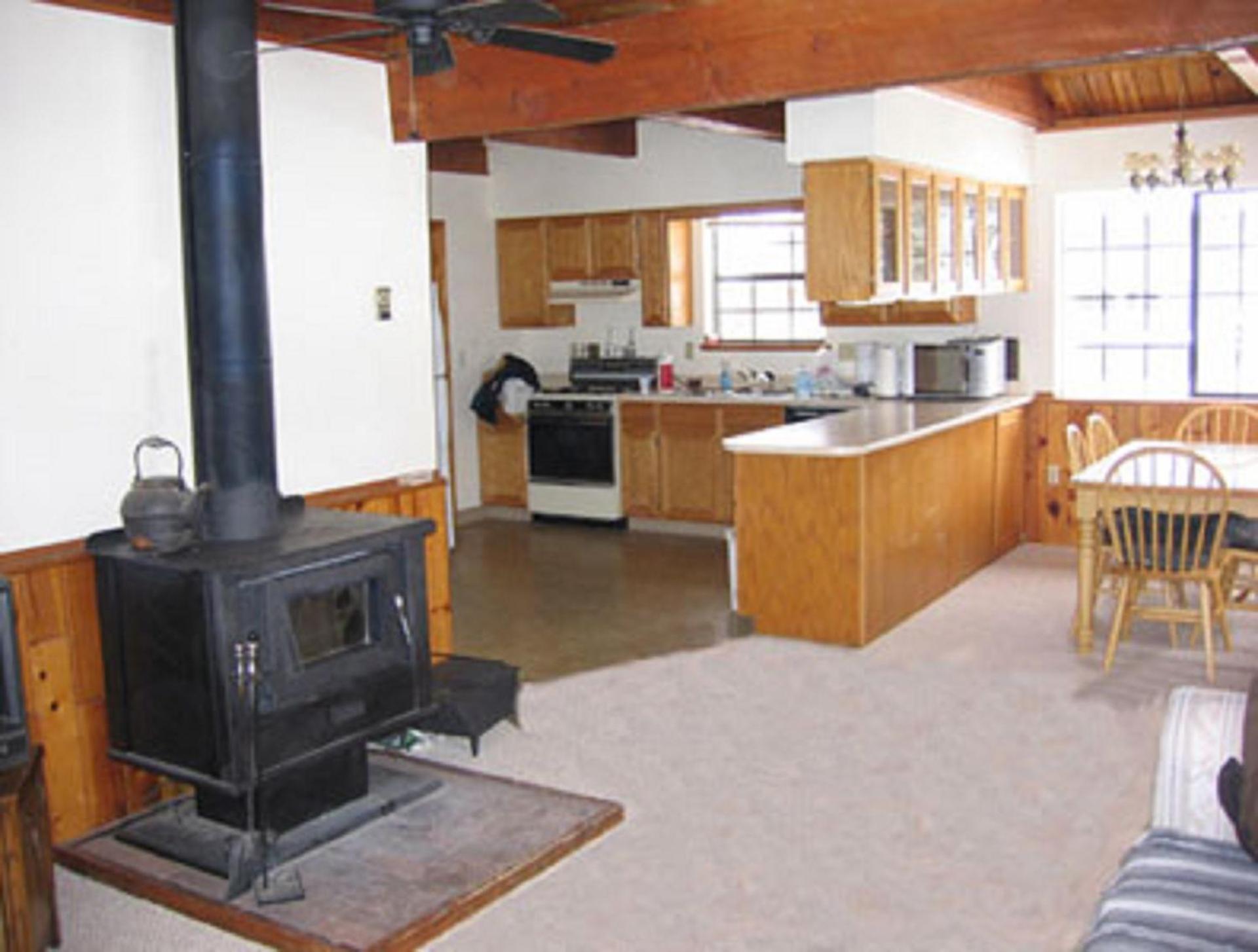 Bear Paw & Lodge *